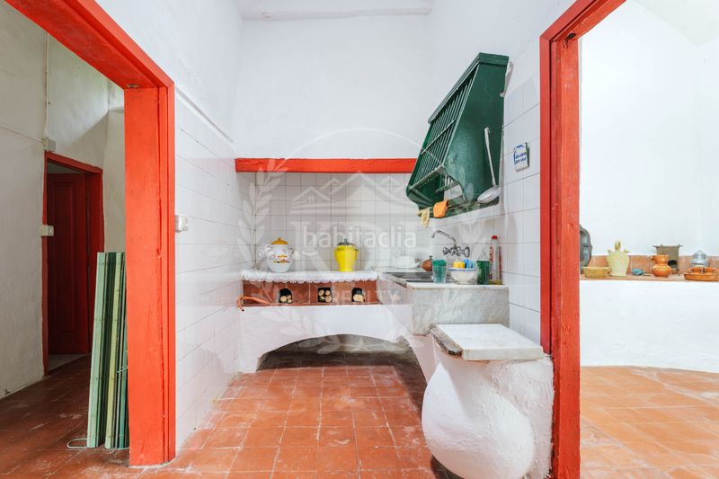 Foto 14afcb2d-21f2-49e7-81a6-e3fe7c1505f9. Chalet espectacular casona tradicional canaria de 312 m² y 9 hab. con gran finca privada en Tegueste