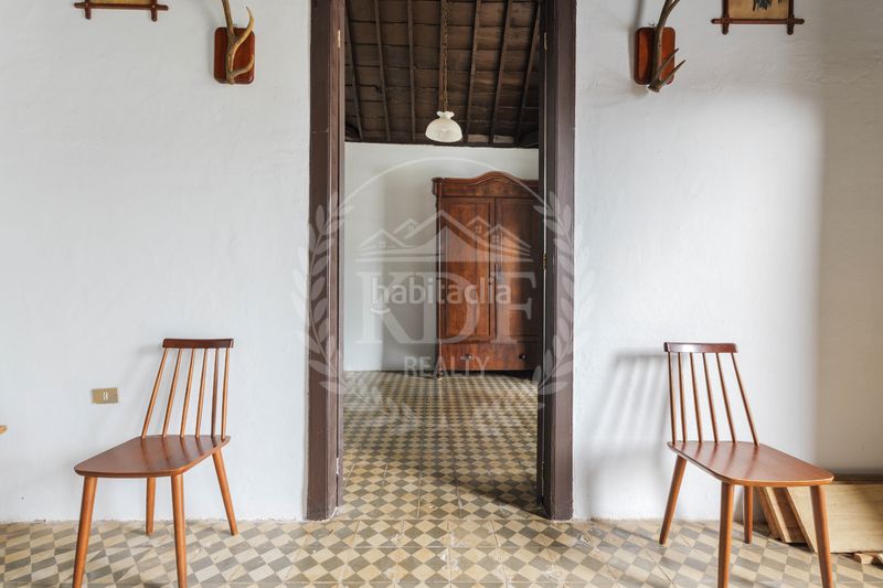 Foto 1b2972db-fcb6-4ca6-9932-1fff8a81e21c. Chalet espectacular casona tradicional canaria de 312 m² y 9 hab. con gran finca privada en Tegueste