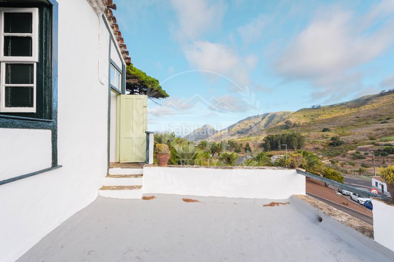 Foto 424a352a-b7dc-46b2-b407-97073dbabe34. Chalet espectacular casona tradicional canaria de 312 m² y 9 hab. con gran finca privada en Tegueste