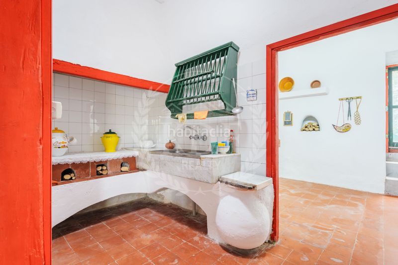 Foto 68a07ca4-f998-4391-973b-1b0ef1fb80f8. Chalet espectacular casona tradicional canaria de 312 m² y 9 hab. con gran finca privada en Tegueste