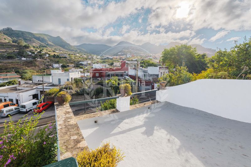 Foto 81d1dc2e-97c7-4e2e-a8fc-a2fb85aefdcd. Chalet espectacular casona tradicional canaria de 312 m² y 9 hab. con gran finca privada en Tegueste