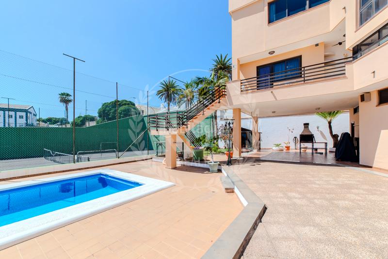 Foto a4c4db9e-55cb-43e2-85f9-3f1d45810d42. Xalet amb calefacció aparcament piscina a Buenavista - Chapatal Santa Cruz de Tenerife