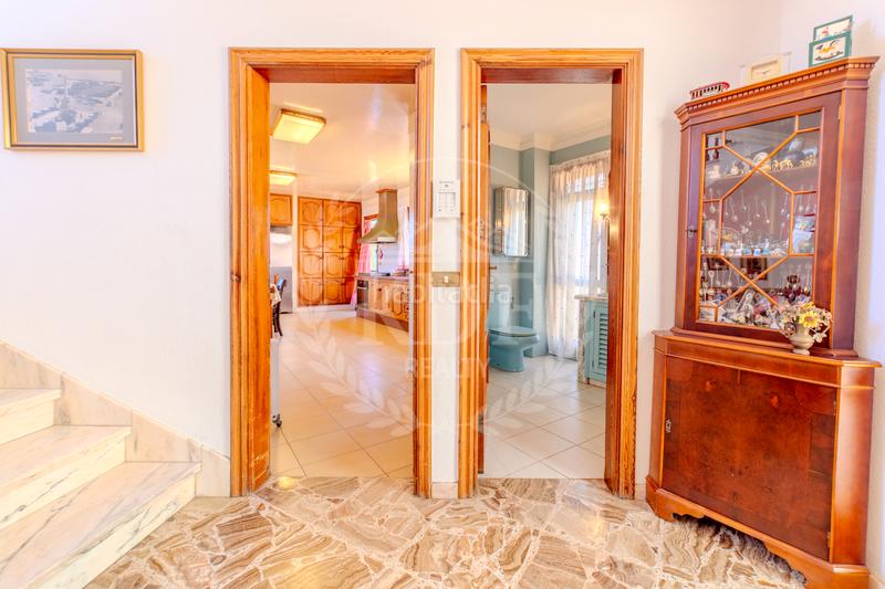 Foto e24bbf3f-0eb0-495f-9e17-02c93d9ccb91. Xalet amb calefacció aparcament piscina a Buenavista - Chapatal Santa Cruz de Tenerife