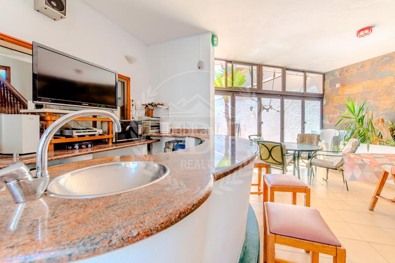 Foto eede5bc3-383d-4723-94f3-c70d0d4a8fc2. Xalet amb calefacció aparcament piscina a Buenavista - Chapatal Santa Cruz de Tenerife