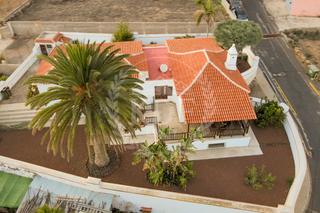 Chalet  Segundo transversal modesto fraile poujade. Chalet independiente con jardín en arafo