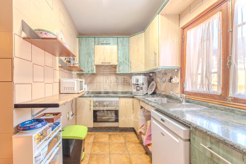 Foto 701a576b-c71f-4e8b-b949-b8a0ec35d3a9. Xalet amb aparcament piscina a Las Caletillas - Punta Larga Candelaria