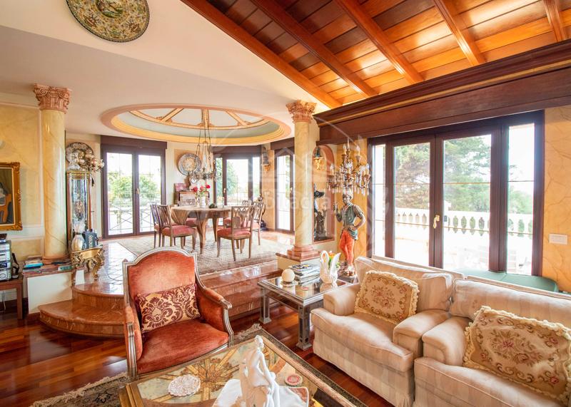 Foto 0ce97c5a-77d7-4e2e-8ebb-5131b6160fb2. Chalet avec cheminée chauffage parking piscine dans Realejos (Los)