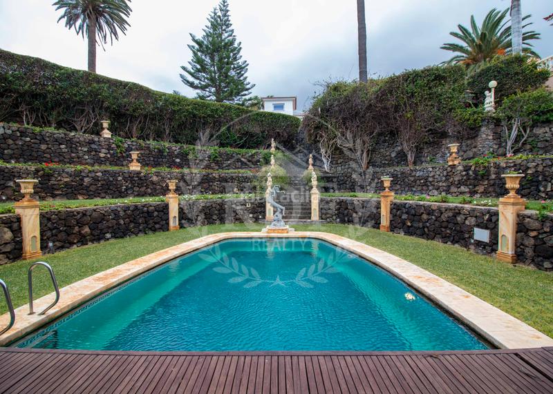 Foto 1339e2d5-17c5-4f25-bce8-18d34c1aa736. Chalet avec cheminée chauffage parking piscine dans Realejos (Los)