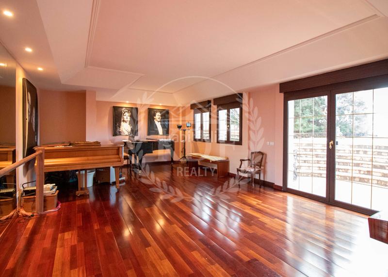 Foto 490ec45a-f6ea-4f71-b655-f4c756a7bd8c. Chalet avec cheminée chauffage parking piscine dans Realejos (Los)