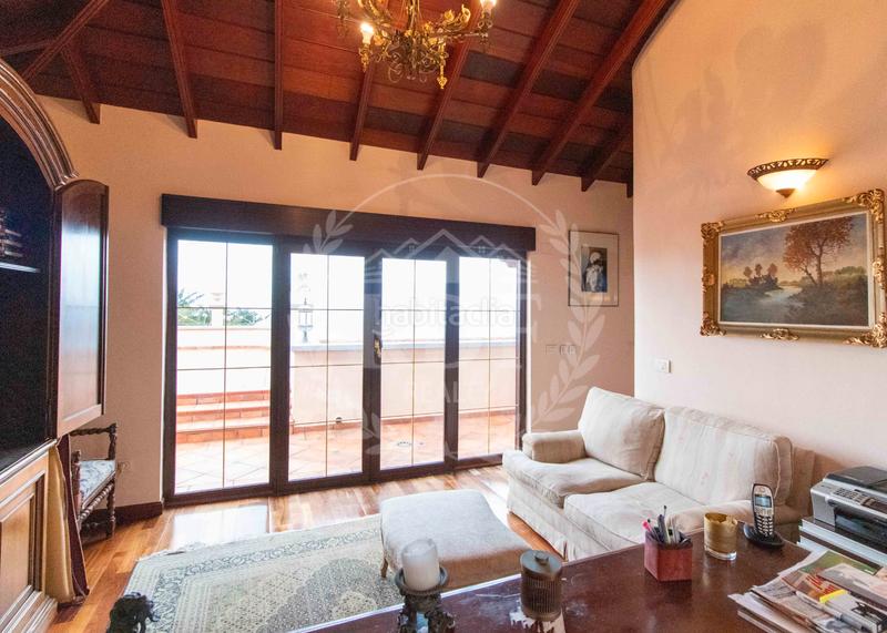 Foto 640f59a4-4c91-41fb-9932-8929e0f88f95. Chalet avec cheminée chauffage parking piscine dans Realejos (Los)