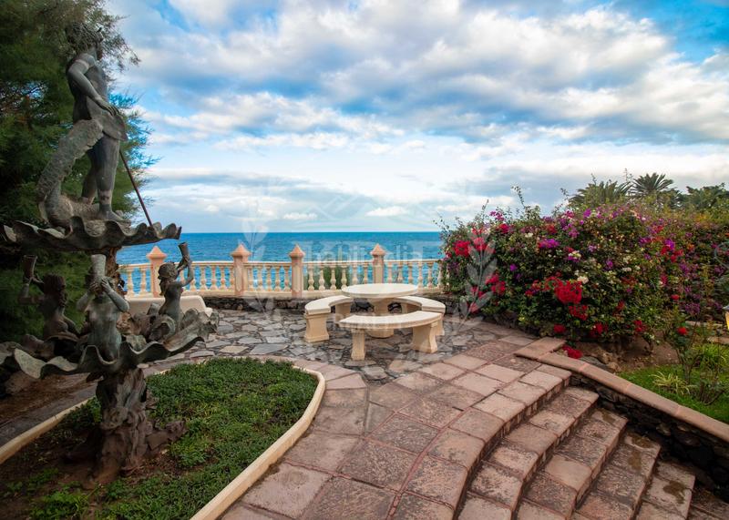 Foto 808a8a84-02fc-4fae-b905-e08665335126. Chalet avec cheminée chauffage parking piscine dans Realejos (Los)