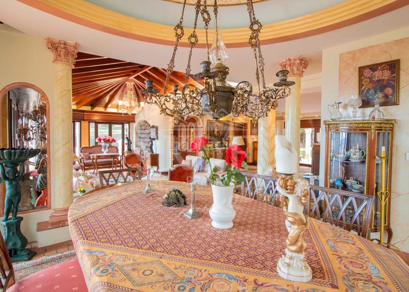 Foto e2b1ebc1-6a45-414d-99fd-4d60cde081fa. Chalet avec cheminée chauffage parking piscine dans Realejos (Los)