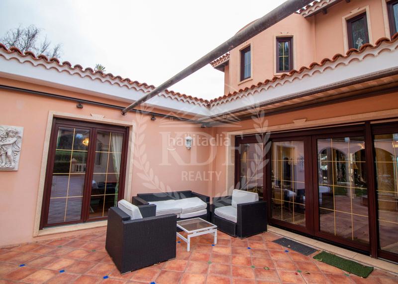 Foto ea16de46-7bf6-4d3a-a4d8-ee88959503c9. Chalet avec cheminée chauffage parking piscine dans Realejos (Los)