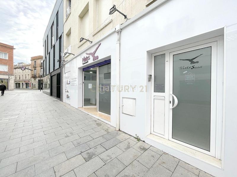Foto 241ba1b1-279e-40e3-b3ff-853357236be4. Alquiler local comercial en Centre Sabadell