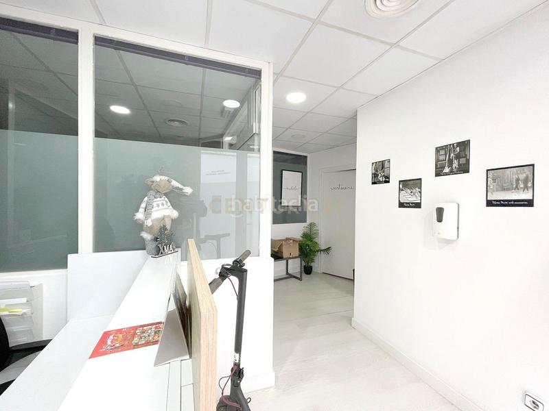 Foto a8f4c560-0ddb-4b3c-ba82-4f3effdbecd3. Location local commercial dans Centre Sabadell