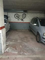 Aparcament cotxe a Montmeló