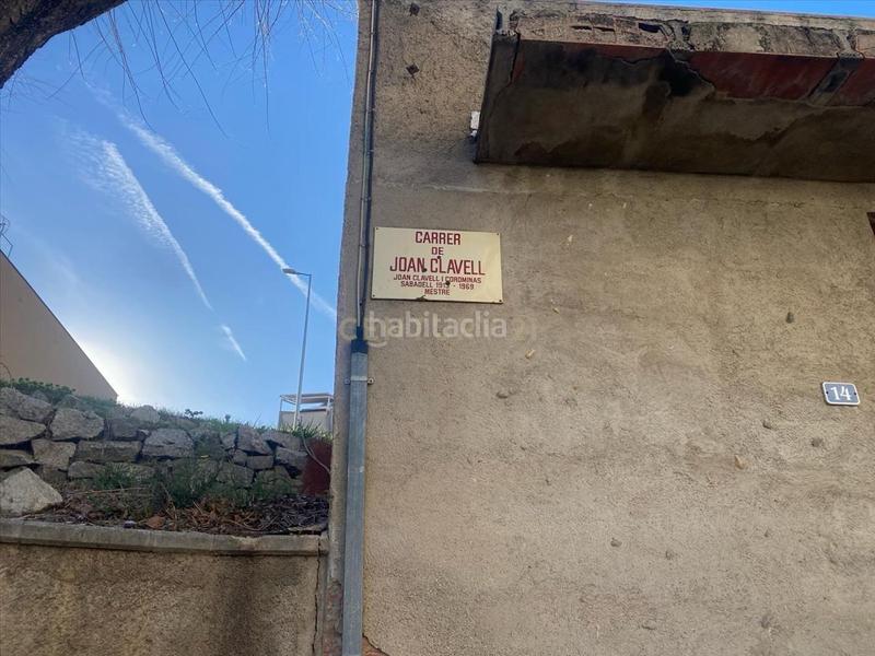 Foto c33c6f9d-bbdb-4b8e-afc6-3e8f61943b02. Parking coche en Poble Nou Sabadell