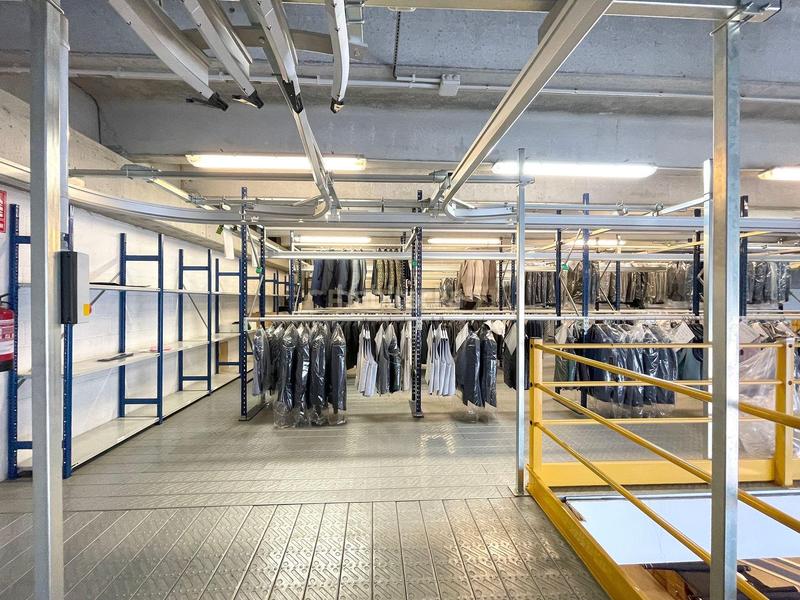 Foto e7bcbd1f-2de1-46e3-8f6a-99841cac970b. Local comercial en Gràcia Sabadell