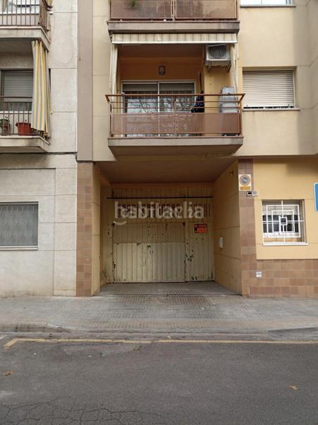 Foto 1dab36ad-7502-4c88-a32f-01ca1d8c1758. Aparcament cotxe a blas infante 10 a Montmeló