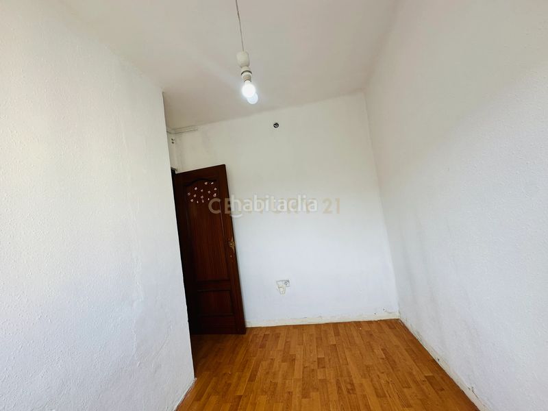 Foto 0b78e734-d7d3-487b-9831-1d53e6829c95. Pis a Les Termes Sabadell