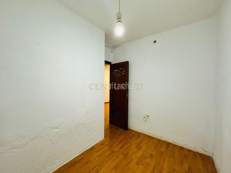 Foto b8f277df-800d-4aac-ab8a-6e12397ca213. Pis a Les Termes Sabadell