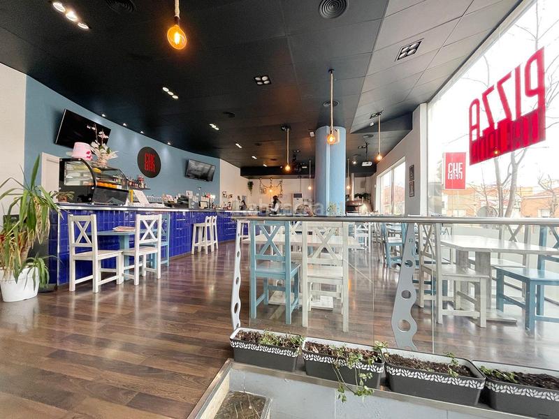 Foto 9cd8cdf3-a17a-4c9c-af4f-58261eef7ddd. Pas-de-porte local commercial dans carretera de terrassa dans Sabadell