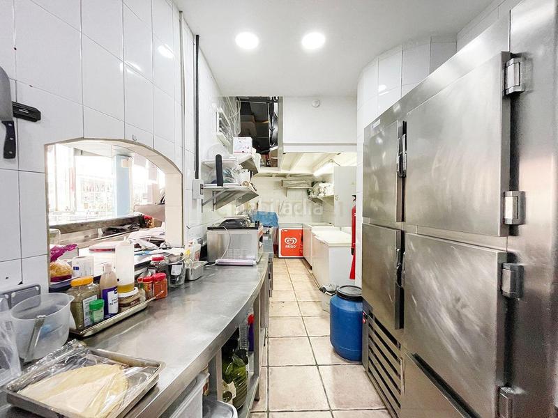 Foto b4ac8550-536b-49c4-a36a-696de8296b04. Pas-de-porte local commercial dans carretera de terrassa dans Sabadell