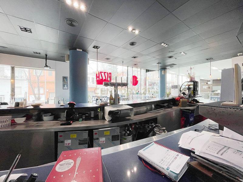 Foto 9bc35ef0-bc86-4f51-8925-c9efe5080a32. Trapasso locale commerciale in carretera de terrassa in Sabadell