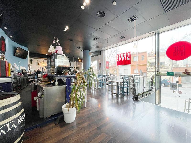 Foto d525a01d-0112-4cd8-9121-fa0fd0206cef. Trapasso locale commerciale in carretera de terrassa in Sabadell