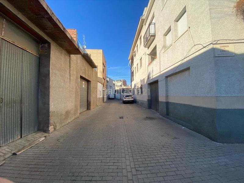 Foto aea0dfb0-f7dd-441a-a401-a164dd549634. Autoparkplatz in del remei 13 in Poble Nou Sabadell