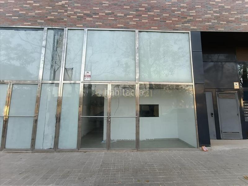 Foto 4ea5efd3-5d8e-4660-b579-2c5ac3bf6ae7. Local comercial en malta 60 comercial en Can Gambús Sabadell