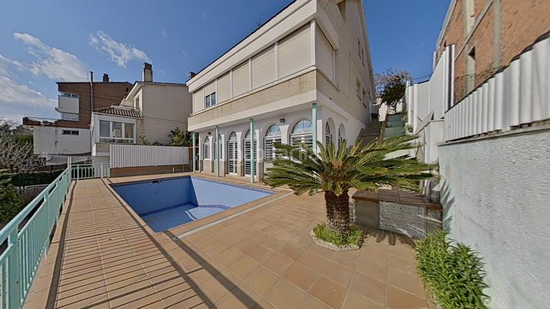 Foto a103ee3e-b2cd-44f3-8e83-1e262ff45f70. Casa en antoni gaudi en Centre Sant Quirze del Vallès