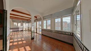 House in Antoni gaudi, 21b