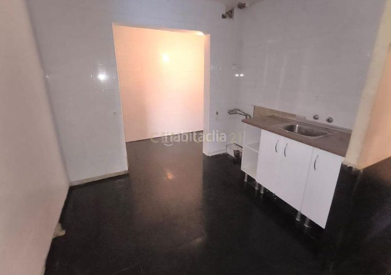 Foto 5a116af0-2619-4dc1-8722-b717458f3c3e. Flat in Can Clos-Pinetons Ripollet