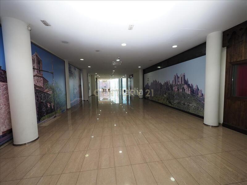 Foto 72d7376b-c5a1-41e4-8b78-ae847d562222. Geschäftsraum in montcada 232 in Can Palet Terrassa