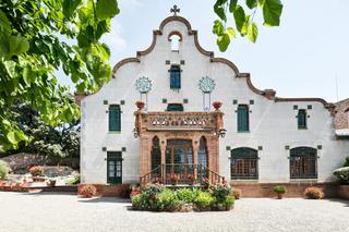 Casa  Castellar del vallès 2. Un palacio de ensueño modernista rodeado de naturaleza y lujo