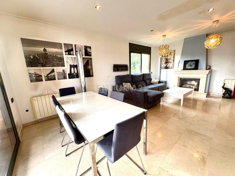 Foto 497292d9-e38d-45a6-b0b6-d0f657dc04b8. Casa in carrer de josé echegaray in Castellnou-Can Mir-Can Solà Rubí