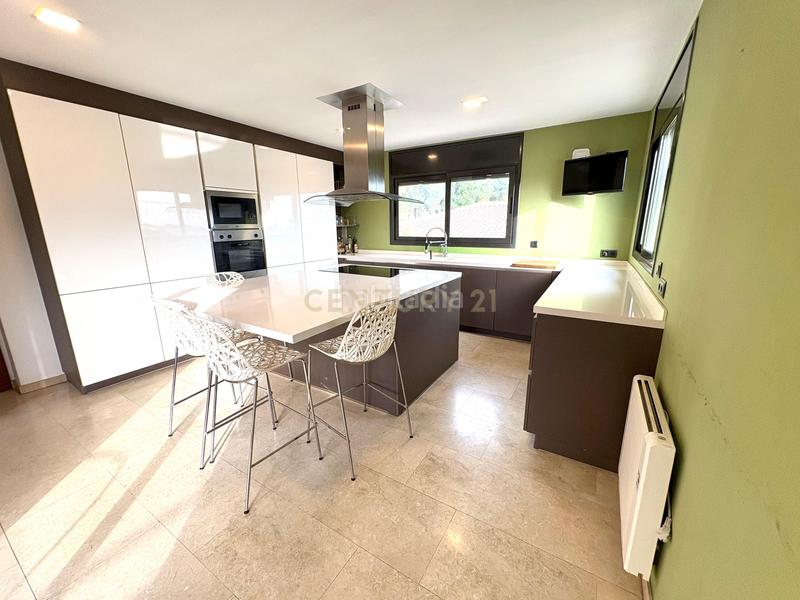 Foto 6ae1f1bc-ae52-478d-95c4-eaf2361a01bc. Casa in carrer de josé echegaray in Castellnou-Can Mir-Can Solà Rubí