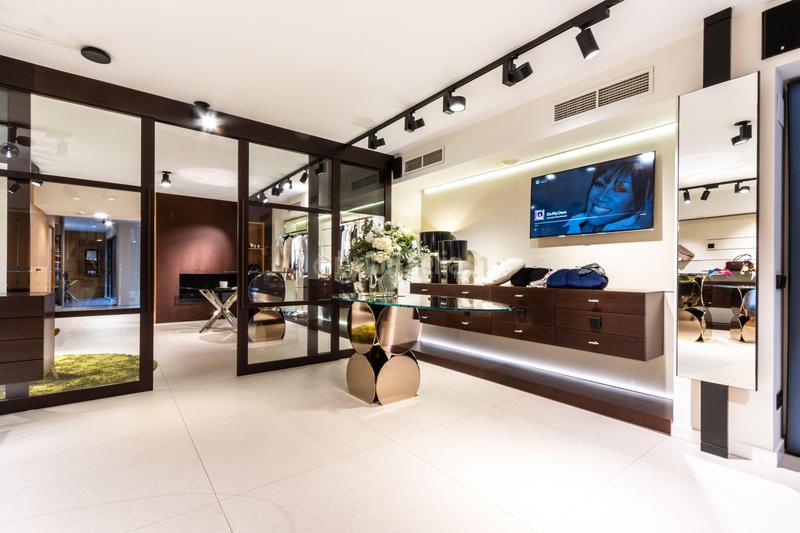 Foto 2cb26979-fb74-4900-8cd5-a76e2dfa3a8a. Local comercial a Centre Sabadell