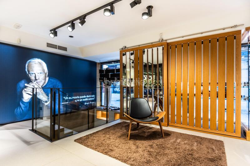 Foto 488f0ec6-ece5-45fa-a553-63e89caa6350. Local comercial a Centre Sabadell