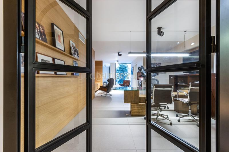 Foto 6f839bb4-fb98-4715-b9a3-82953c972b10. Local comercial a Centre Sabadell