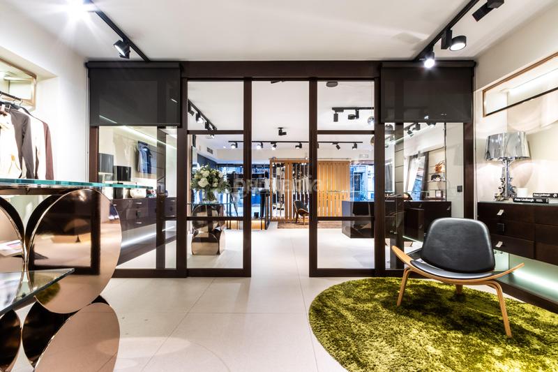 Foto 886fcd9d-357b-4798-8cef-b5e798d3fdce. Local comercial a Centre Sabadell