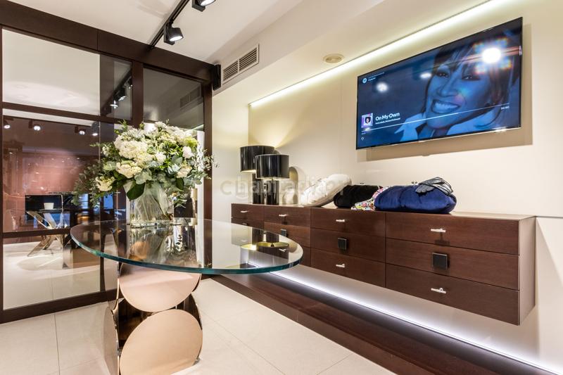 Foto b1780b8a-afca-4362-b3cc-dd21f933fabc. Local comercial a Centre Sabadell