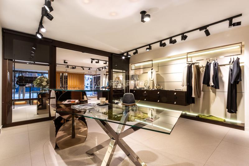 Foto ce4fc5aa-99fb-4761-a7e4-f7bc5594d1be. Local comercial a Centre Sabadell