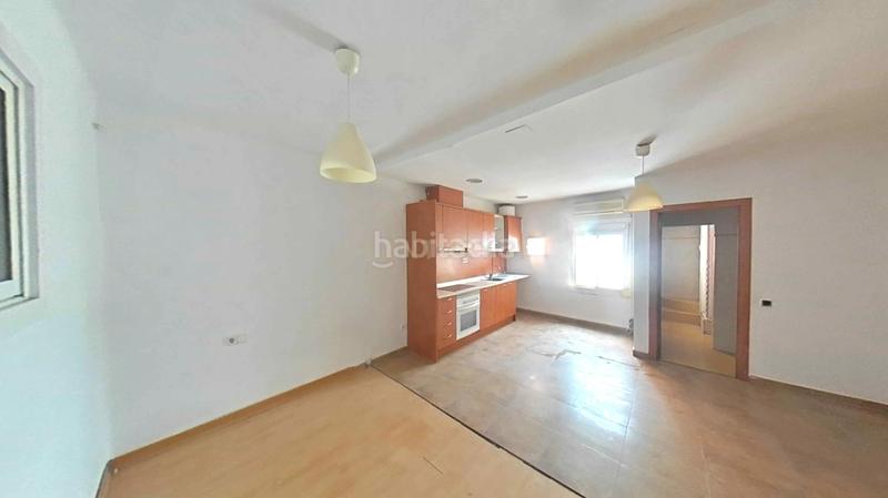 Foto f317d863-2ff5-4aa7-9cc1-c5be99d86930. Appartement dans galceran de pinos 37 dans La Romànica Barberà del Vallès