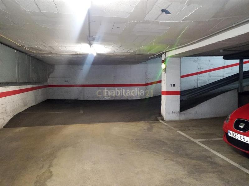 Foto cc776b85-739c-4f8c-a422-615c20f0c97a. Aparcament cotxe a pau clarís 1 a Gràcia Sabadell