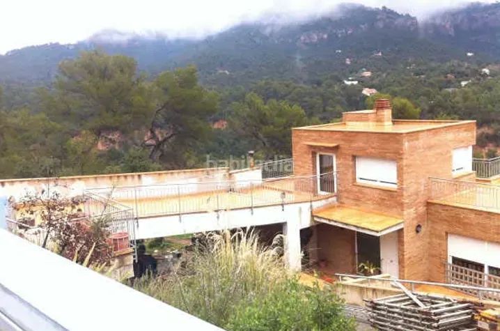 Foto b42479aa-792f-4b80-883a-f16f57d8a812. Casa in Matadepera