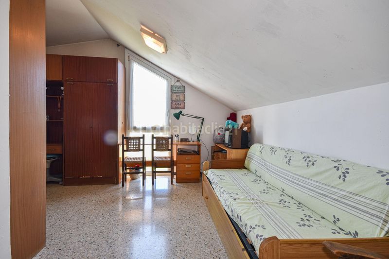 Foto 1359c725-a75d-4aee-bac3-216ba8c7529f. House in passatge xaloc in La Miranda Esplugues de Llobregat