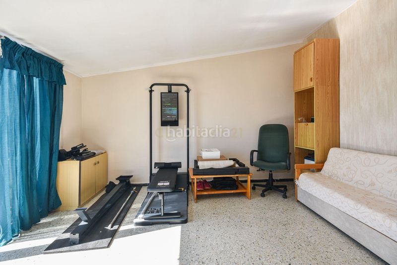 Foto 3f3780a0-a871-4208-8a40-8915c64858bd. House in passatge xaloc in La Miranda Esplugues de Llobregat