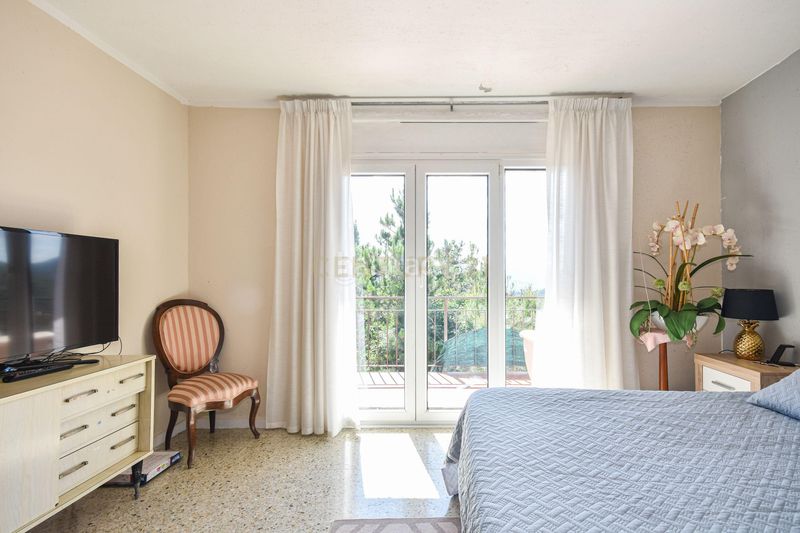 Foto 5c061bfa-79c1-44dd-8c70-ef0fa631367c. House in passatge xaloc in La Miranda Esplugues de Llobregat